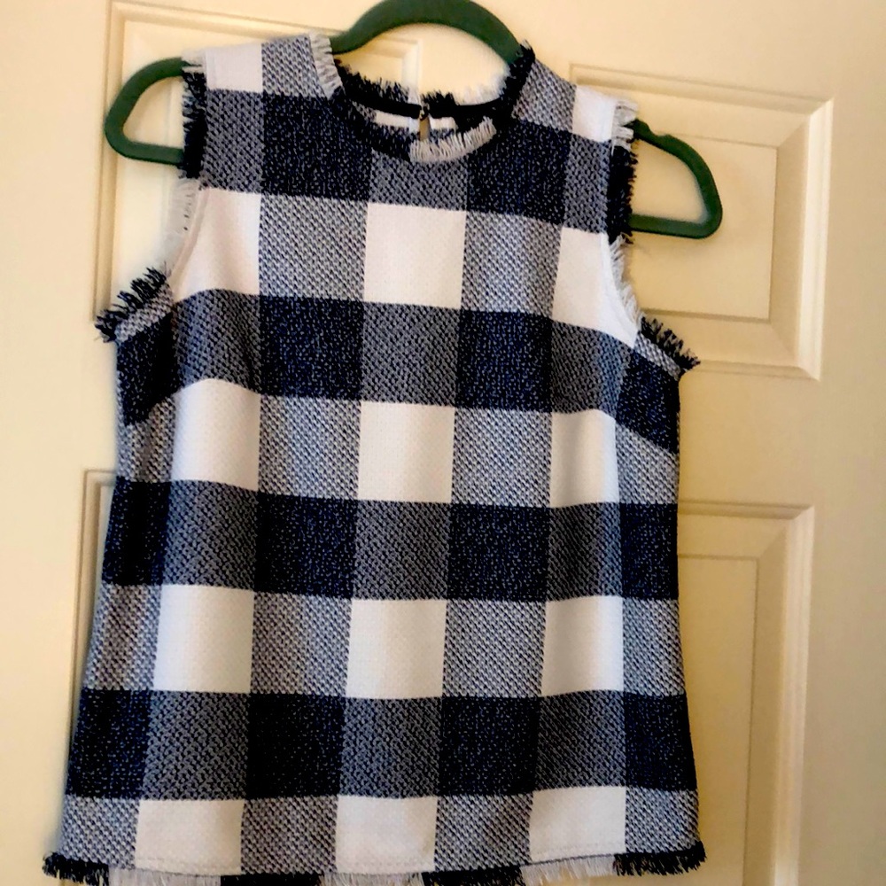 Cute Banana Republic Frayed Shell Top XS EUC